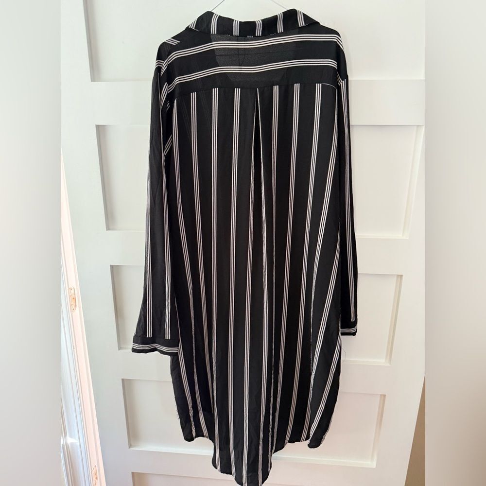 Boohoo Striped Black and White Long Shirt Dress - Picture 6 of 8